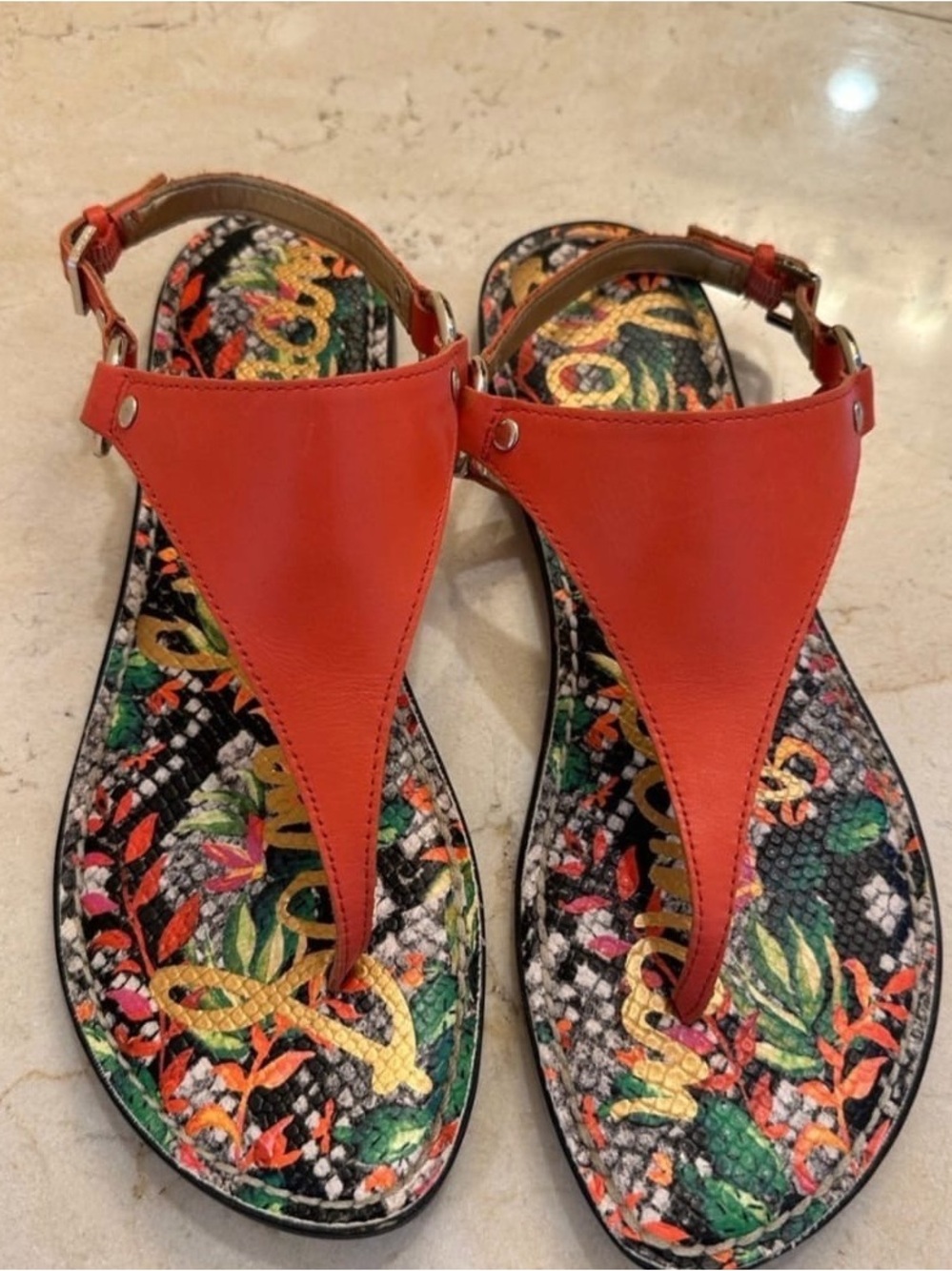 Sam Edelman Red Floral-Print Thong Sandals